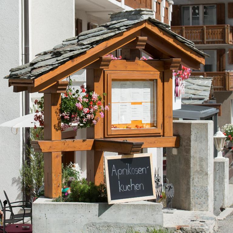 Hotel Portjengrat Saas-Almagell Exterior foto