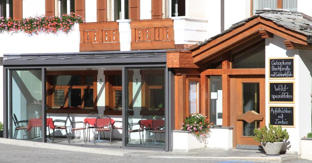 Hotel Portjengrat Saas-Almagell Exterior foto